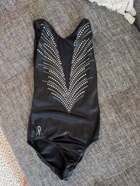Sylvia P Kids Size 8 Leo